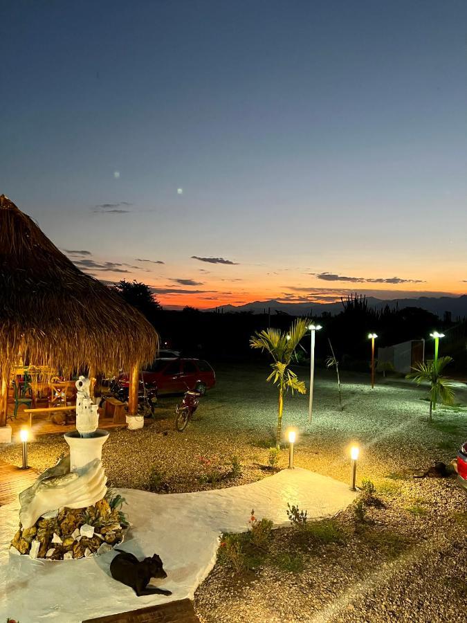 Hotel Luna Azul Tatacoa Villavieja Luaran gambar