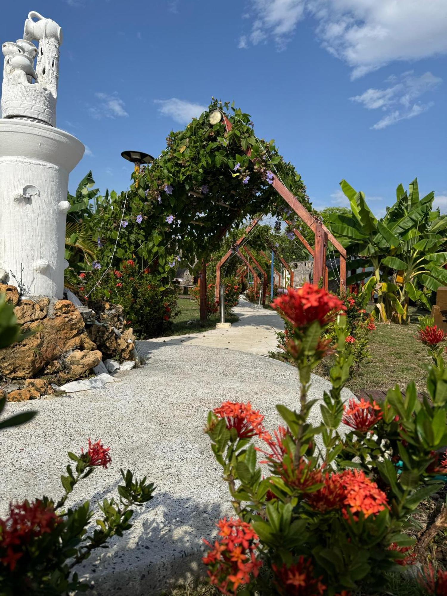 Hotel Luna Azul Tatacoa Villavieja Luaran gambar